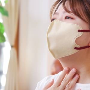 風邪をひきやすいのはなぜ？→“口呼吸”が原因かも！前かがみ姿勢が“口呼吸”を招く理由と免疫を守る鼻呼吸法