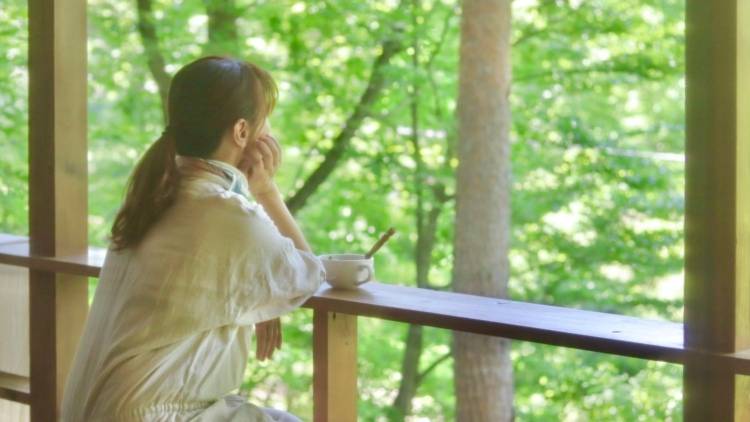 「自然のリズムに沿った暮らし」を体現。ブラフ弥生さんの〈東京⇔長野〉二拠点生活 #暮らしの選択肢