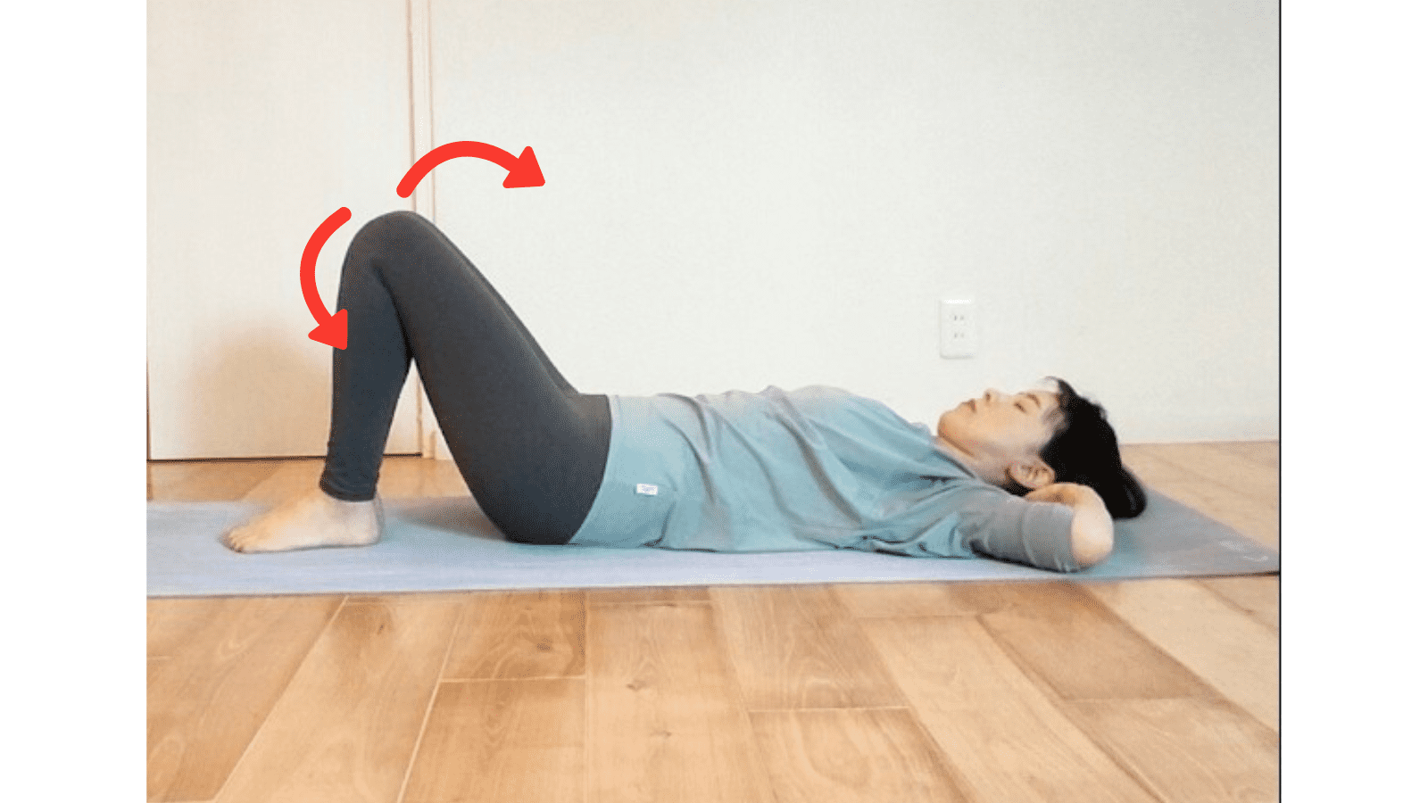 前屈を深める頭皮ほぐし