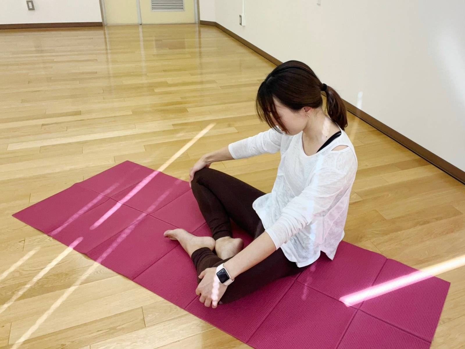 腰痛対策ストレッチ④