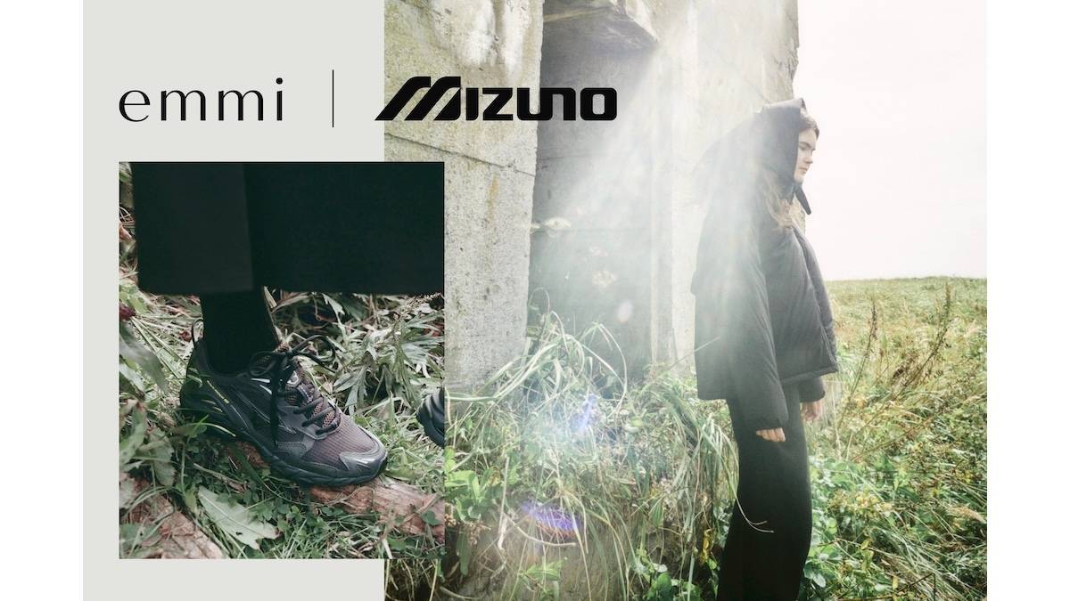 ＜emmi＞軽やか＆暖かいミズノ素材のコート＆パンツ。スニーカーも登場