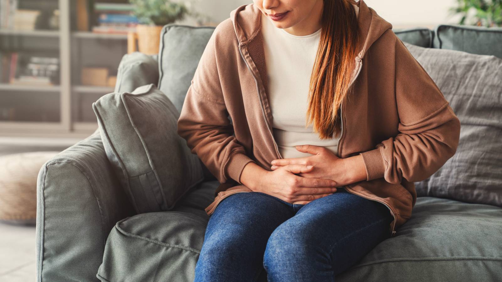 すぐお腹を下す・ガスがたまる…「過敏性腸症候群」40〜50代女性に急増するのはなぜ？医師が解説