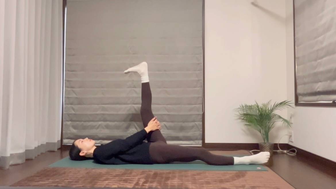 膝裏のストレッチ