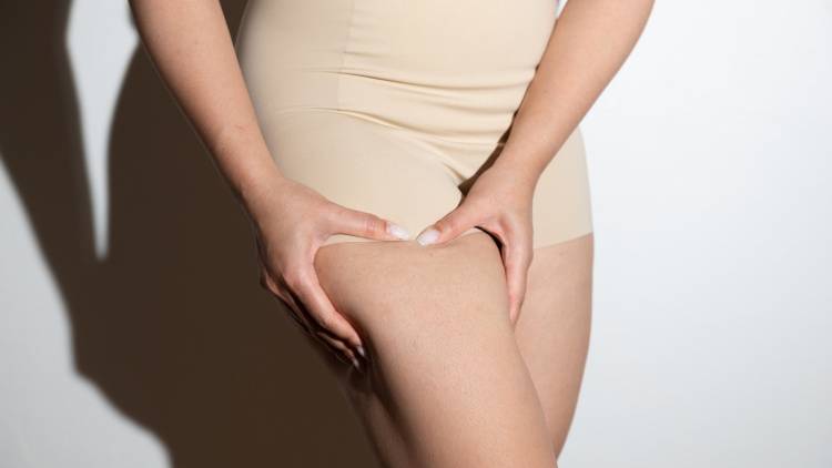 前ももが張る原因は“太もも裏の弱さ”?もも裏からお尻まで一気に引き締める「仰向けハムストリングエクサ」