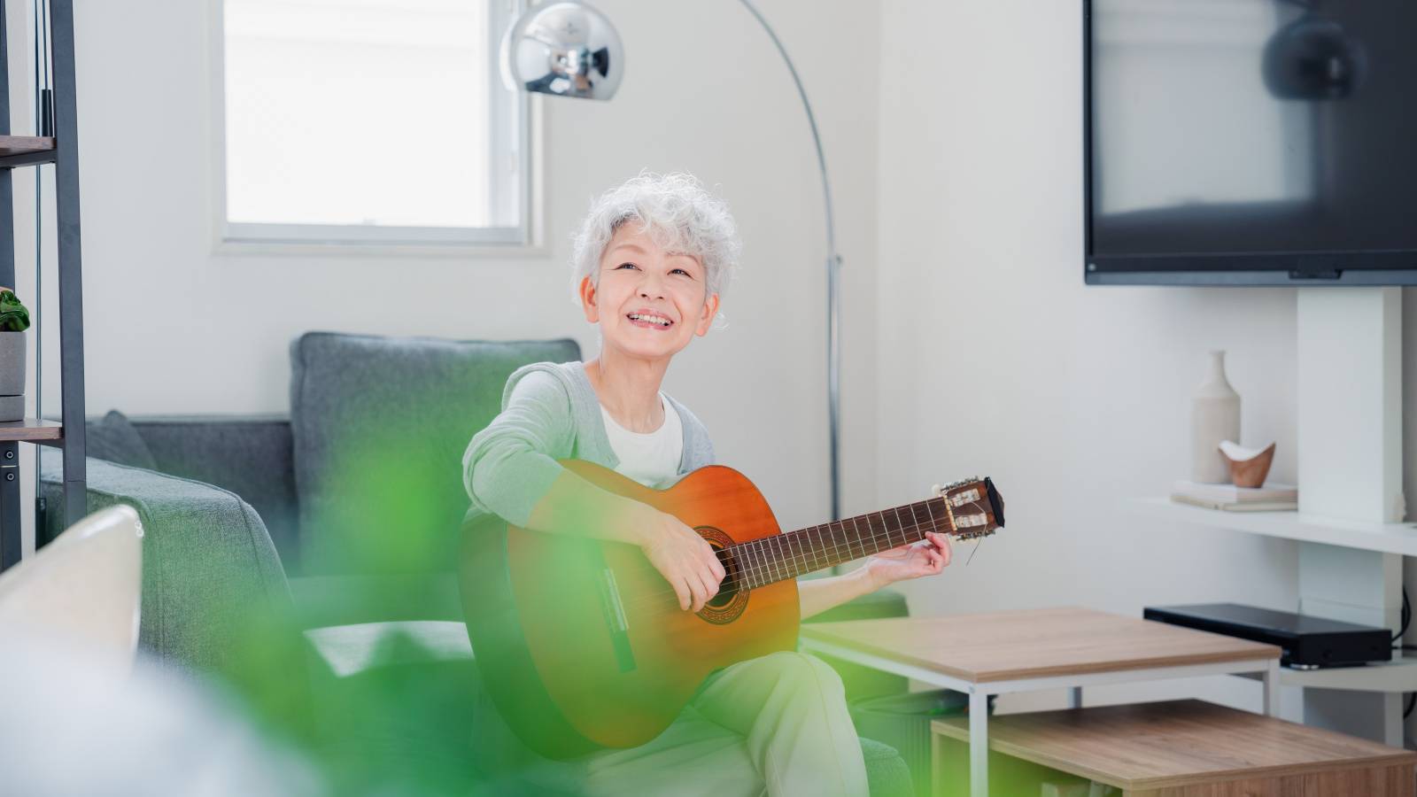 70歳からでも“脳は変わる”｜音楽習慣で認知症リスク最大40％減─最新研究が示した意外な効果とは