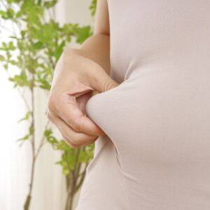 お腹を凹ませたい、けど腹筋は苦手な人へ｜仰向けではなく【四つ這い】で10倍効く！お腹凹ませエクサ