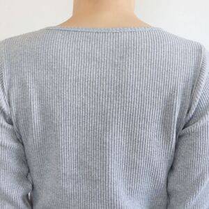 【辛い巻き肩・猫背をスーッと解消】丸まってしまう腕と背中が自然に伸びる！寝ながらできるじんわりストレッチ