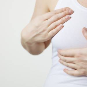 遺伝性乳がん卵巣がんと診断されたらどうする?予防的手術とリスク別乳がん検診の選び方を専門医が解説