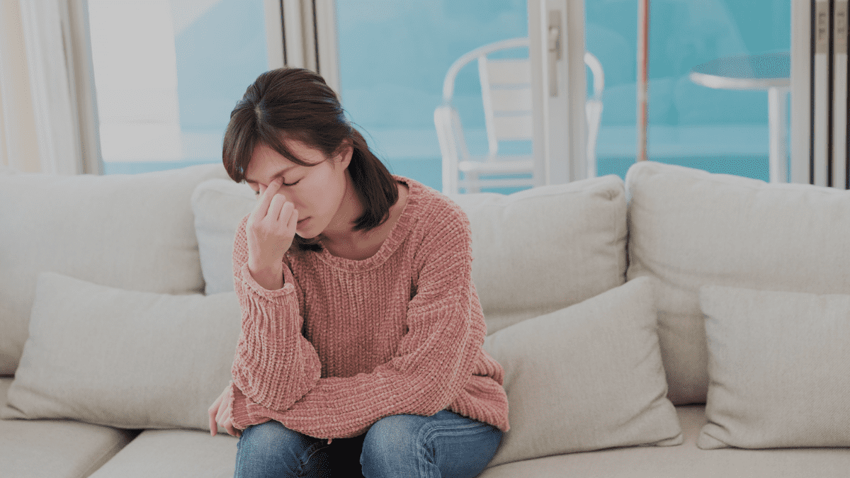 骨盤のゆがみが“慢性の疲れやすさ”まで引き起こすのはなぜ？「骨盤の左右差」を簡単に整える寝ながらエクササイズ