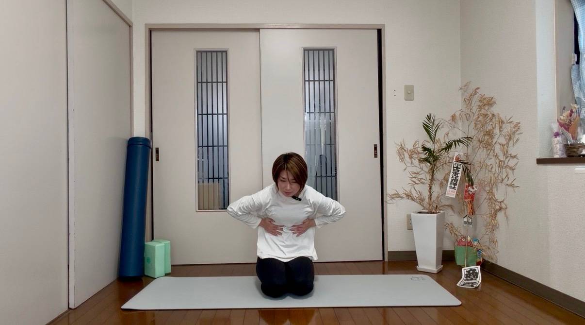 肋骨まわりほぐすストレッチ