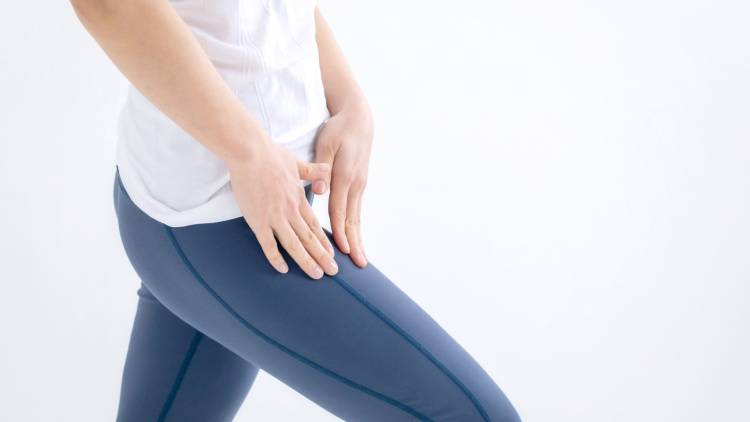 股関節が硬いと太りやすくなる?股関節をほぐして"骨盤まわりの巡り"を戻す1分ストレッチ