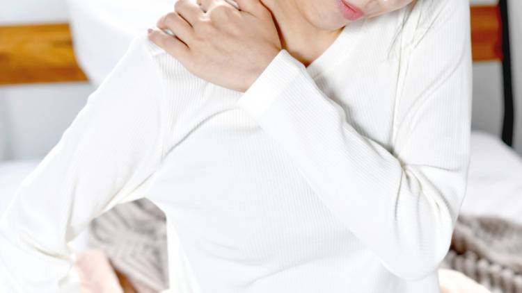 40代の首こりが改善しないのは"太もも裏が硬い"せい?首こりを根本から改善する「もも裏ストレッチ」