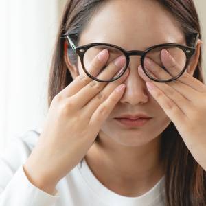 寝ても疲れが取れない人はあるものが不足している…“疲労が抜けないループ”の原因は?医師が教える回復のメカニズム