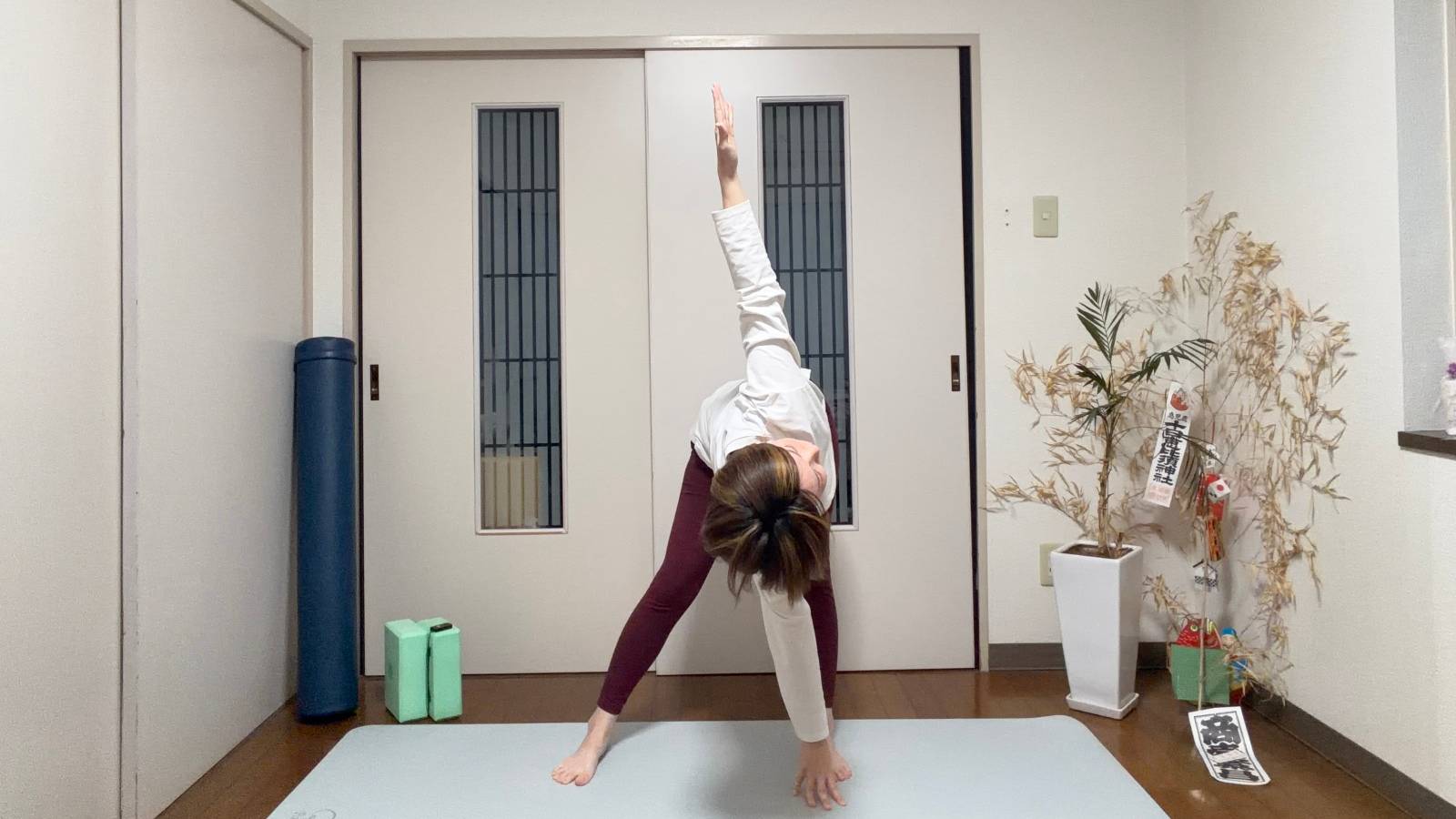 疲労回復ヨガポーズ