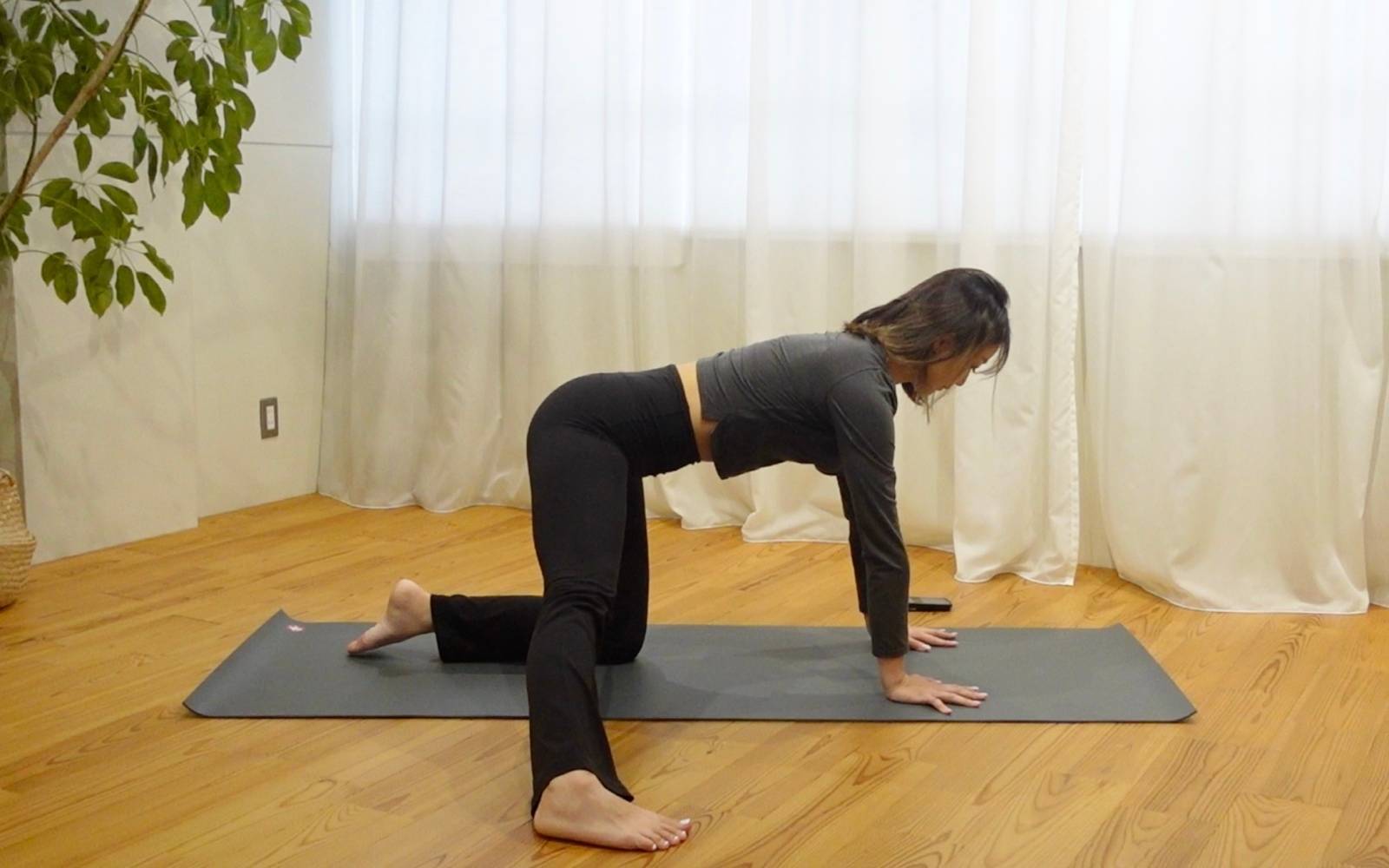 内転筋ストレッチ