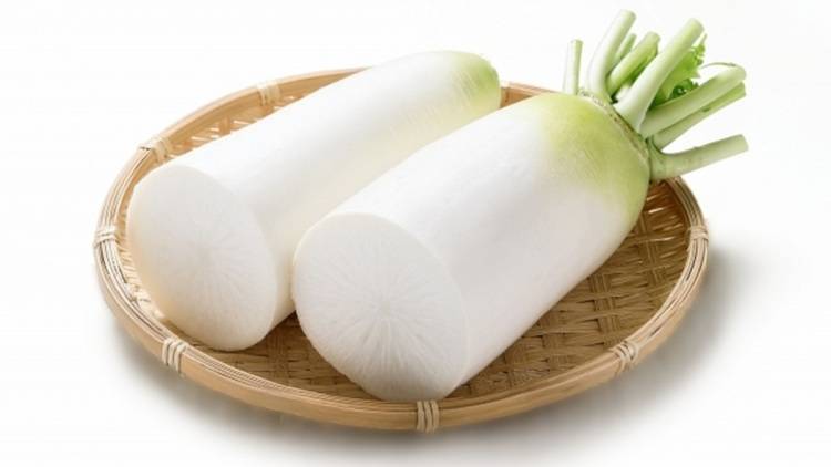 大根を生で食べるのはNG?体質によって注意したい理由と食べ方|管理栄養士が解説