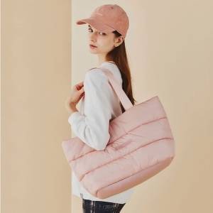 レッスン前後を快適＆おしゃれに。LITHEE（リジー）の冬小物をチェック！