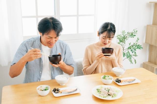 ご飯にのせるだけ！塩昆布が痩せにつながる理由を管理栄養士が解説