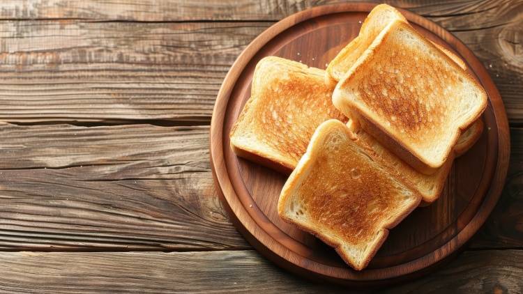 ビタミンE不足を防ぐ!朝、トーストにのせたい食材とは?|管理栄養士が解説