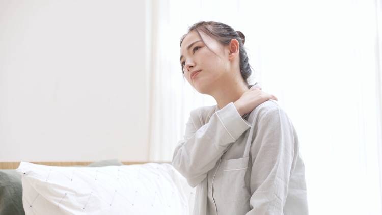 朝起きても体が重いのは「背骨が動いていない」から。巡りが戻る"キャット＆カウ"