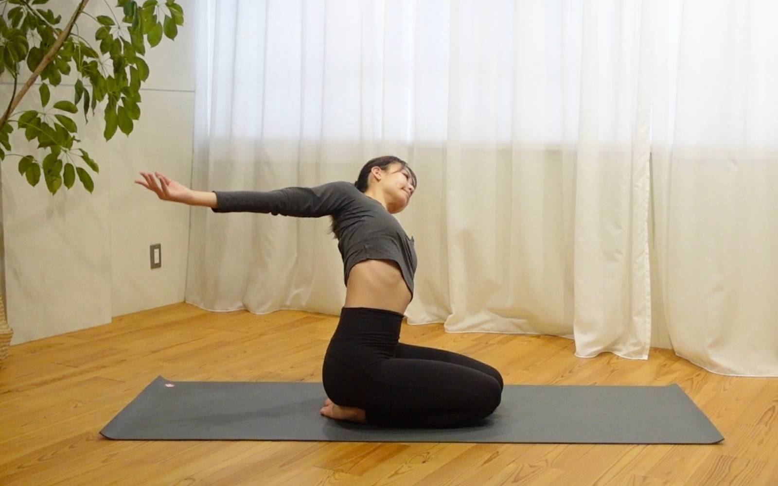 肩回しストレッチ