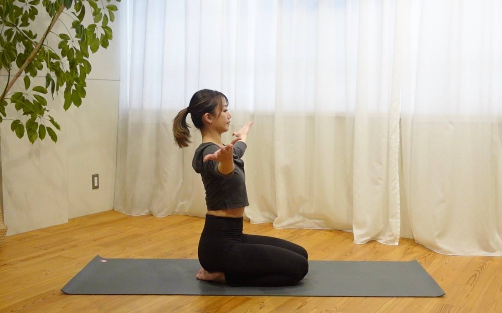 肩甲骨エクササイズ