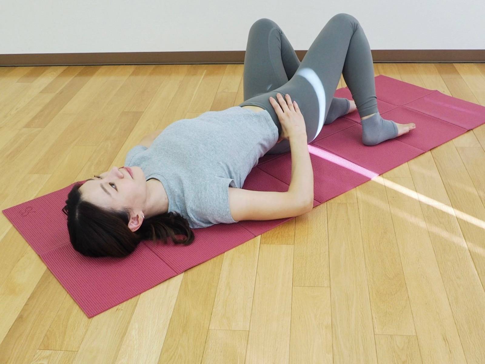 腰痛対策ストレッチ④