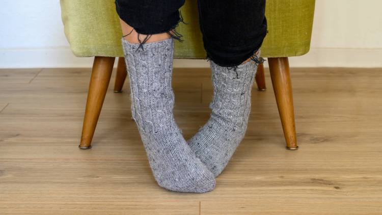 しつこい冷え体質…原因は股関節の硬さ？全身ぽかぽか！巡りを良くする股関節ストレッチ３選