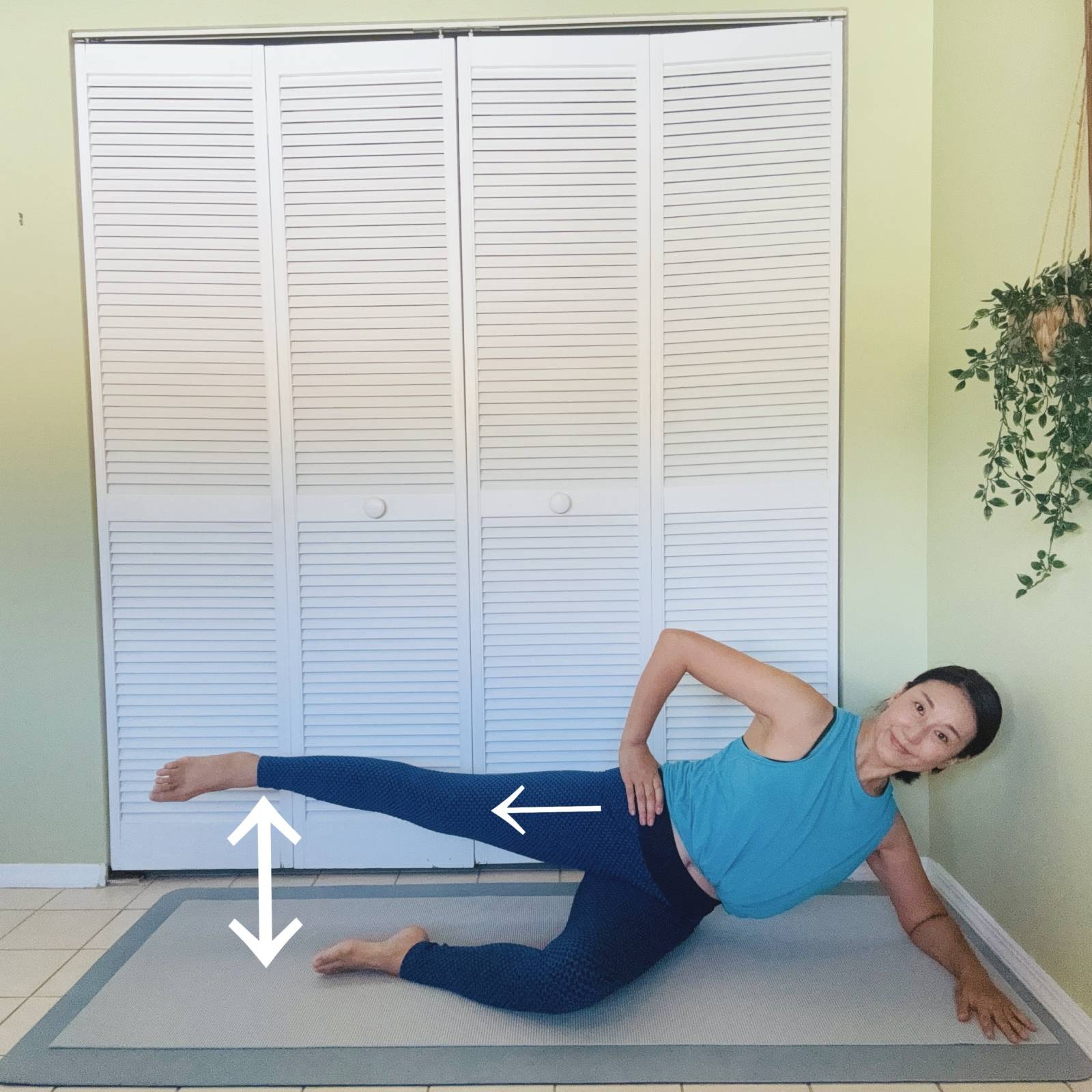 サイドレッグレイズ