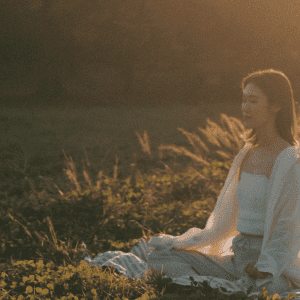 毒素は「朝」にもっとも溜まりやすい。だから朝のケアが分かれ道。身体も心も軽くするアーユルヴェーダ的セルフケア