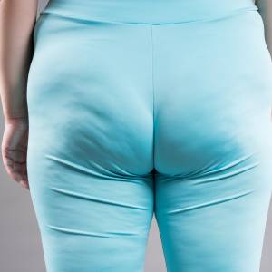 【時短トレで脂肪を燃やし正月太り撃退】お尻まわりの筋力低下とむくみを同時に解消。垂れ尻がキュッと引き締まる！