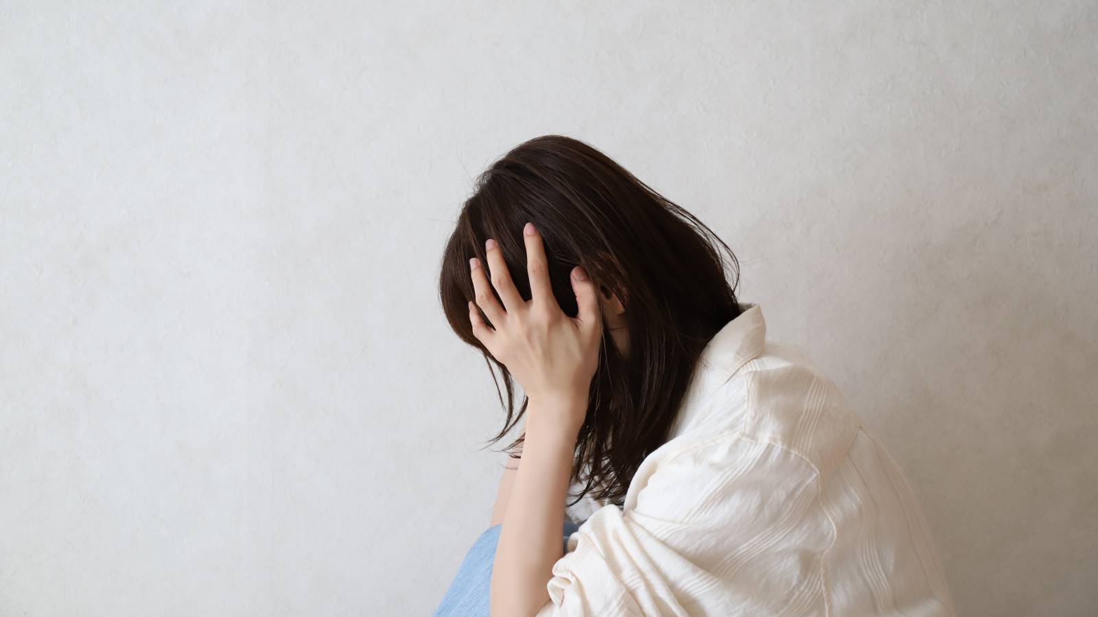  なぜ「些細な言葉」に強く反応してしまうのか｜脳の情報処理という視点から心理師が解説 