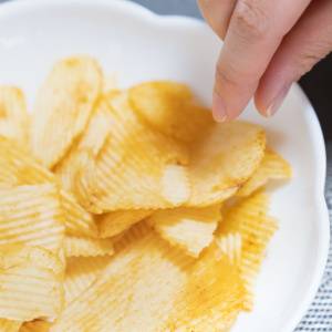 やめたいのにやめられない…お菓子の代わりに選びたい健康おやつ6選｜管理栄養士が解説