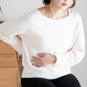 正月明け、姿勢が戻りにくい人へ。背骨が自然に整う「チャイルドポーズ」