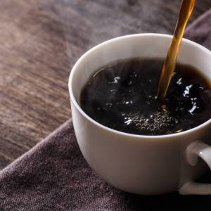 むくみ予防に役立つ!朝、コーヒーと一緒に食べるとよい食べ物は?管理栄養士が解説