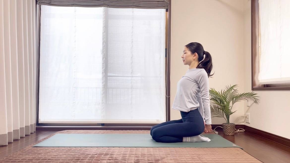 肩甲骨ストレッチ