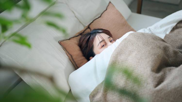 【寒くて体のスイッチが入らない】40代女性の「体を動かすのが億劫」「一日中だるい」を救う６分ストレッチ