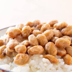 カリウム不足を防ぐ！朝、納豆ごはんに、ちょい足しすると良い食材とは？管理栄養士が解説