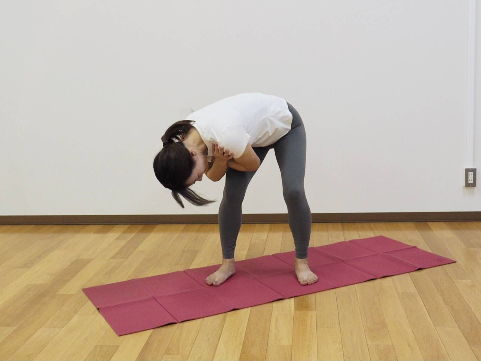 ぶら下がり・背中ストレッチ③