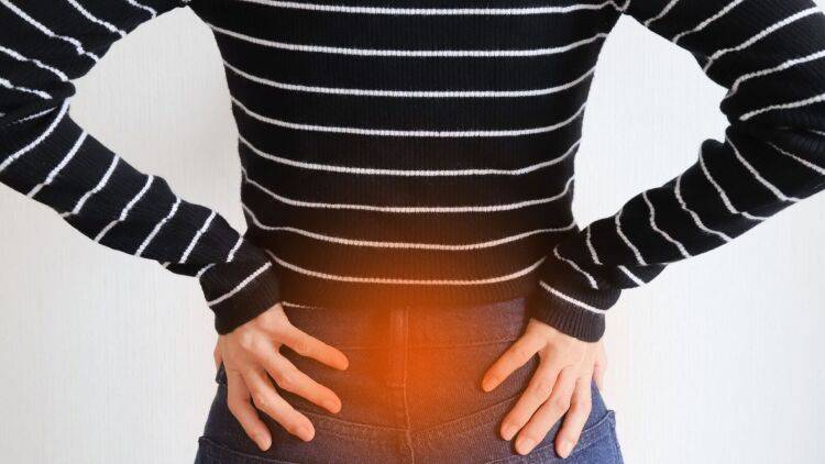 腰がつらい人は骨盤が歪んでいる？ 腰痛を予防！寝たまま整える骨盤リセットヨガ