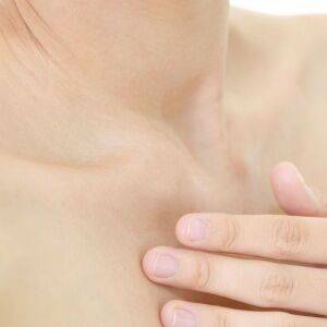 【あなたが太りやすい意外な理由】鎖骨を刺激して痩せ体質になるストレッチ＆ほぐし