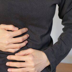 「胃もたれ」「食欲不振」「便秘」…胃腸の疲れかも。疲れた胃腸をやさしく整え、機能を回復するヨガポーズ