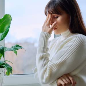 代謝が下がる50代以降「疲れやすい」「運動がおっくう」という人はこれだけやって【股関節ストレッチ】