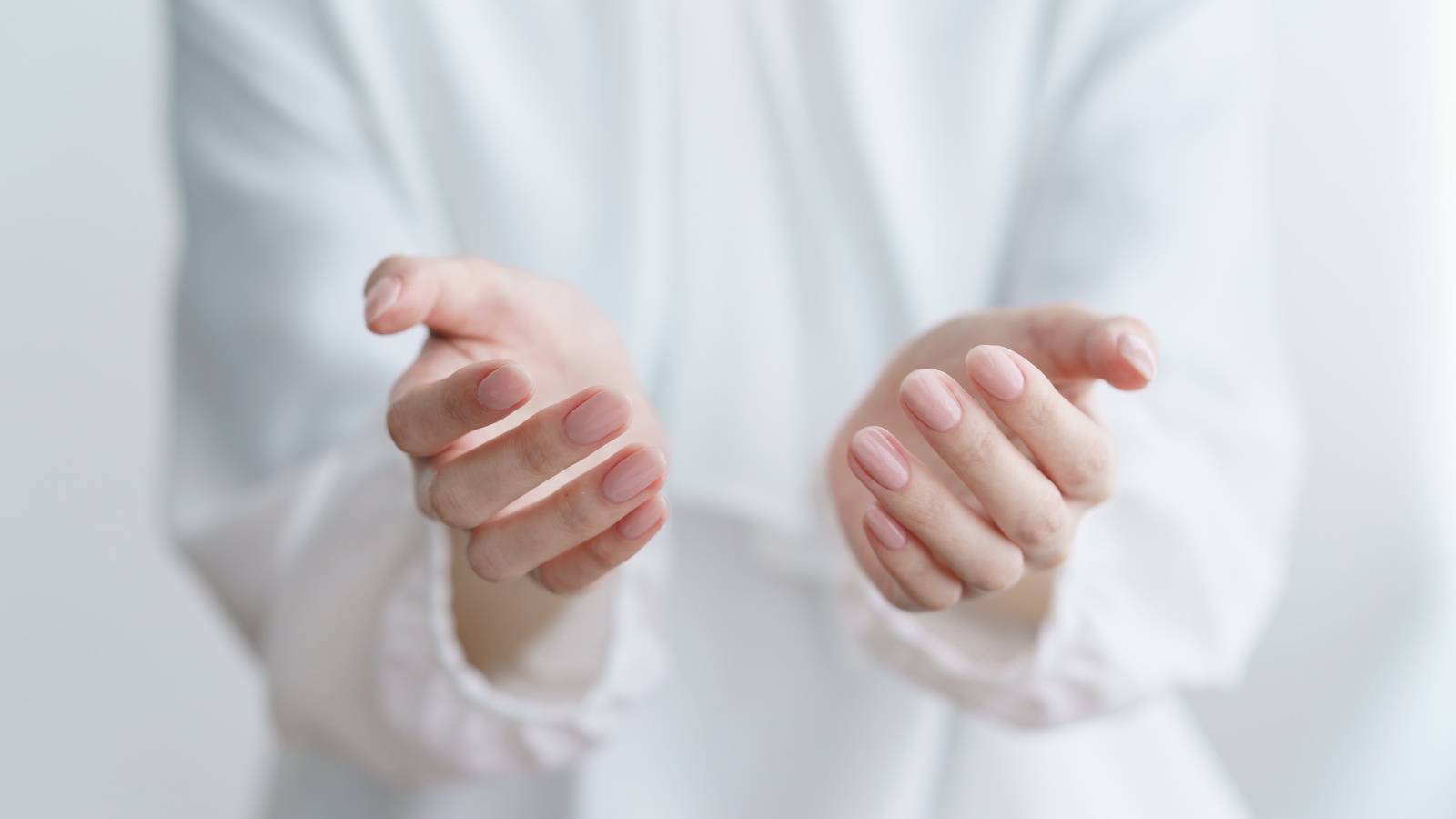  100歳を超えても現役で患者を診つづけた“奇跡の医師”から学ぶ、どうでもいいことの手放し方 