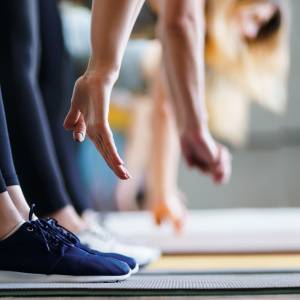 【膝が伸びない原因は脳の防衛本能？！】やり方を知るだけで初心者も劇的に柔軟性が高まる！脳からゆるめる開脚入門