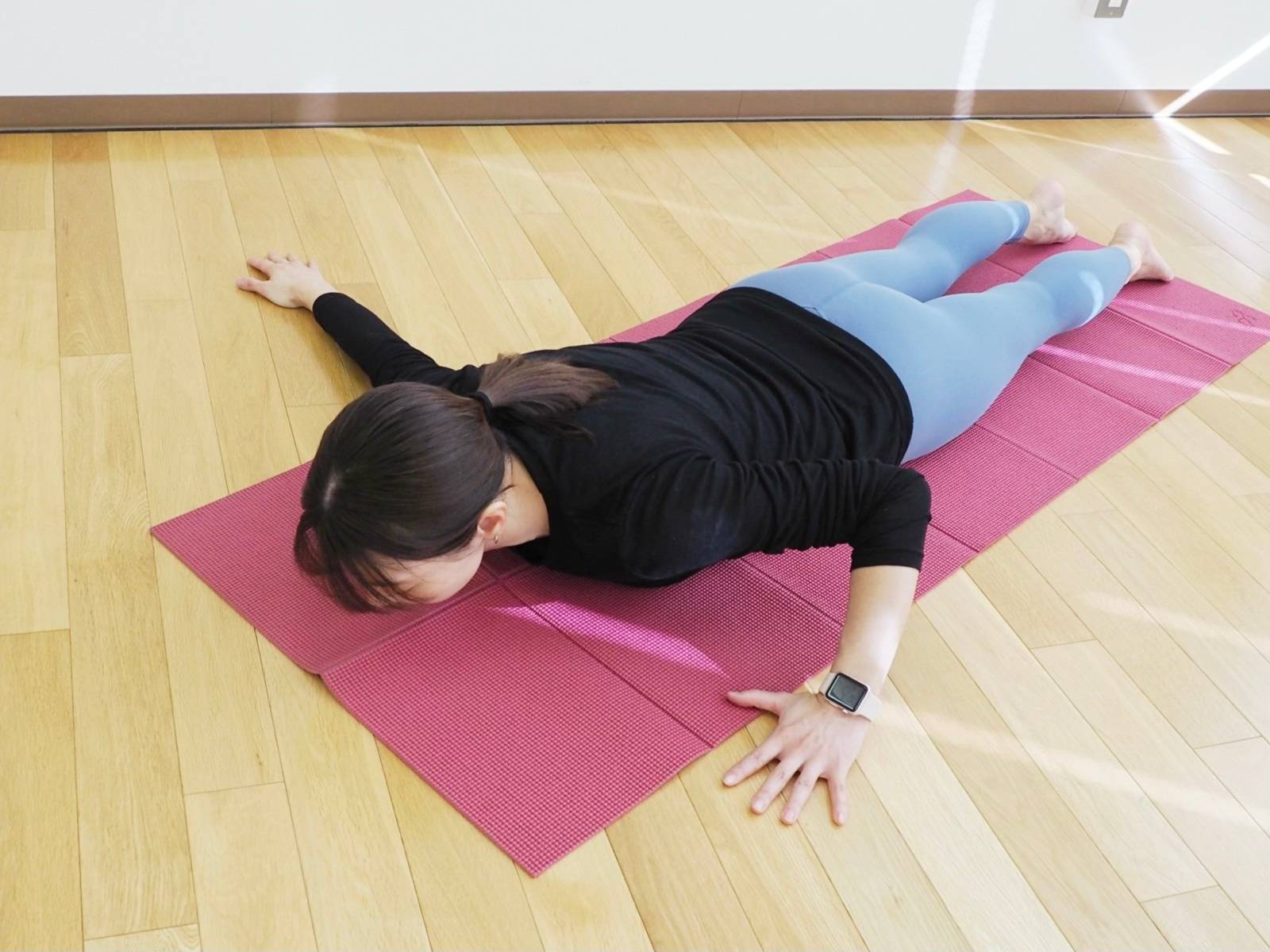 腕の付け根・ストレッチ②