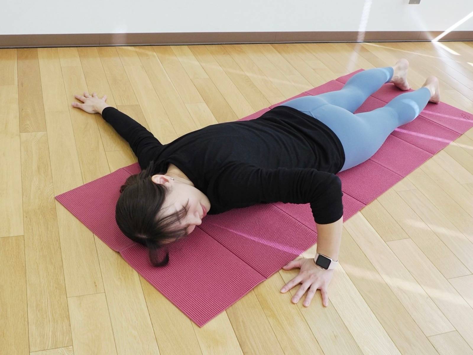 腕の付け根・ストレッチ③