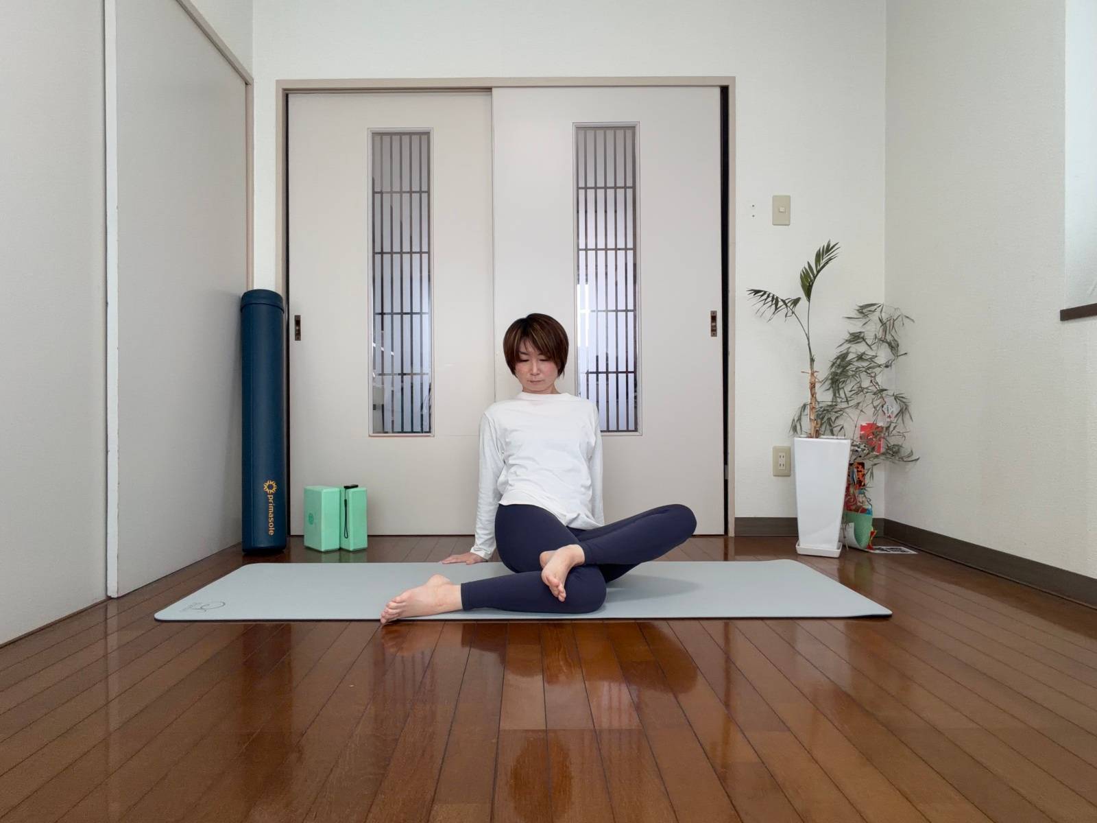 お尻ほぐしストレッチ