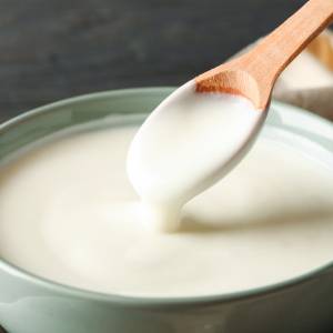 亜鉛不足を防ぐ！朝、ヨーグルトと組み合わせると良い食材とは？｜管理栄養士が解説