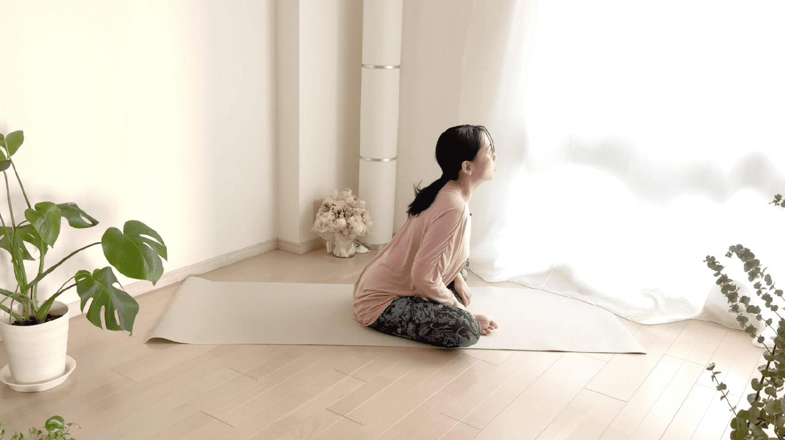 骨盤まわりストレッチ